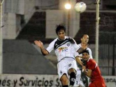 Argentino B: Hurac�n no pudo en Bah�a ante Liniers