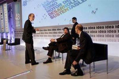 Prev�n un 2013 conflictivo y con alta inflaci�n