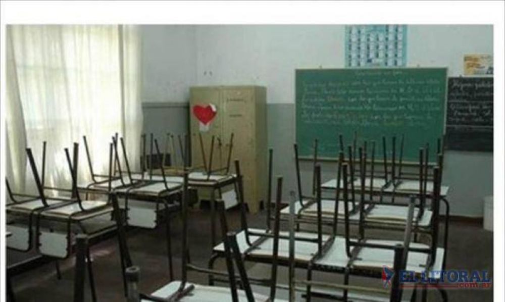Ricardo dijo que no hay plata y docentes ratificaron el paro