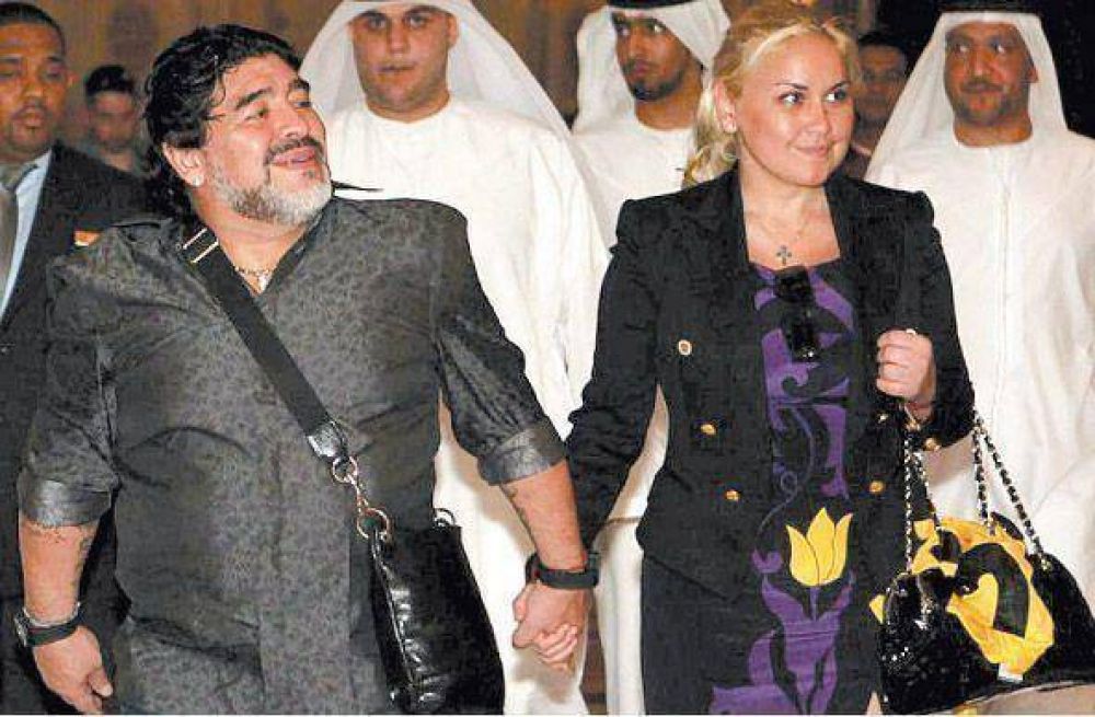 Desmienten crisis en la pareja de Maradona