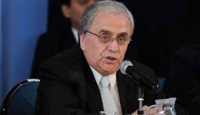 Cant�n le contesto a Peralta: La Provincia no es ni una estancia ni tampoco un sindicato