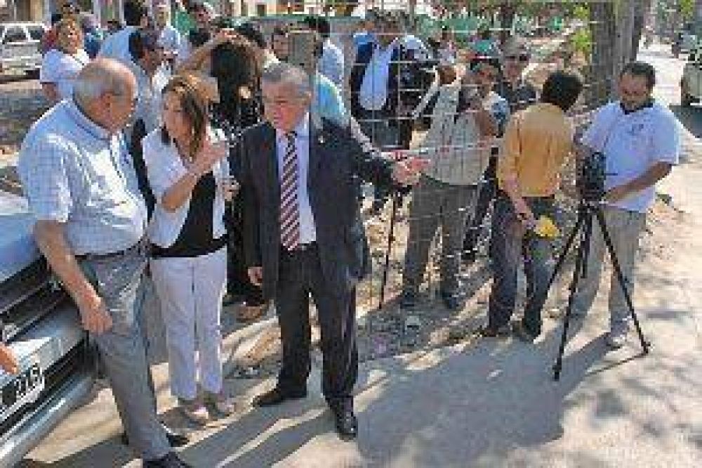 El municipio proyecta la construcci�n de un paseo en acceso sur de la capital santiague�a