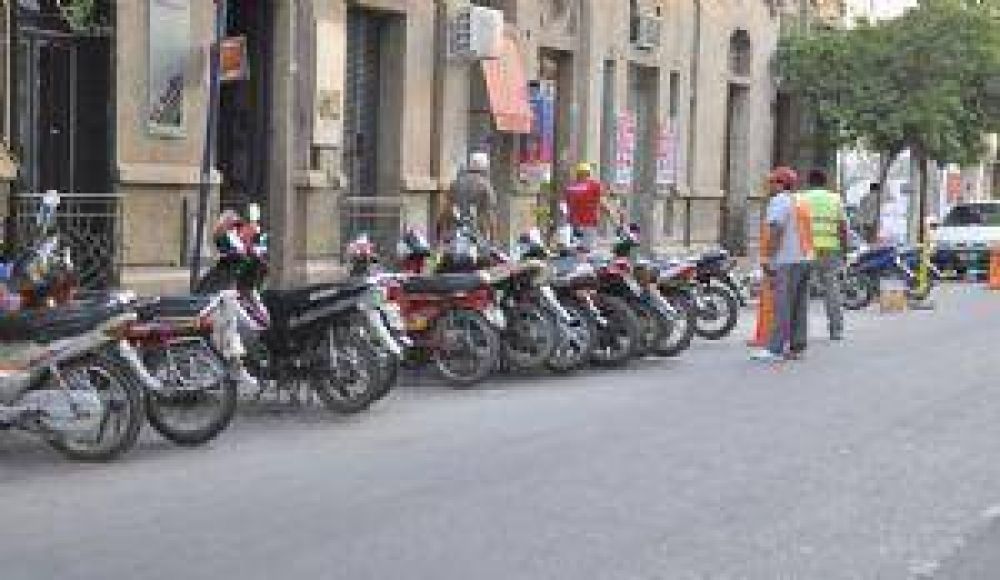 Habilitar�n estacionamientos de motos en el casco c�ntrico