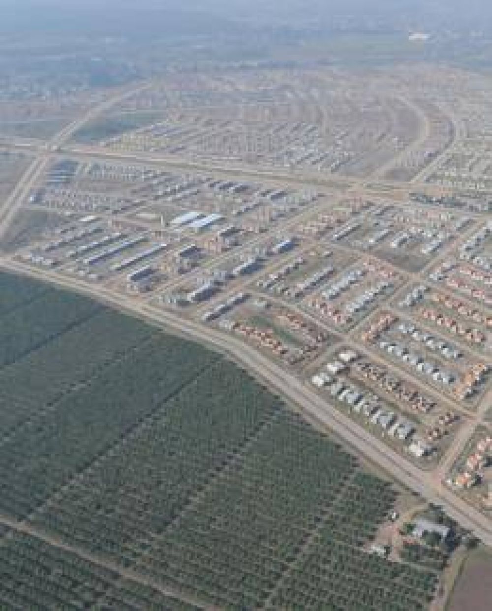 Alperovich sube el Inmobiliario hasta 25%