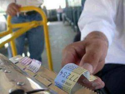 Rechazan la nueva tarifa del transporte que excluir� del servicio a m�s usuarios