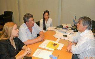 Preocupa la deuda que mantiene la municipalidad capitalina con el Insssep