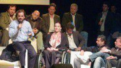 Lanzamiento del PROA en Mar del Plata con Michetti, Angelici y Giri
