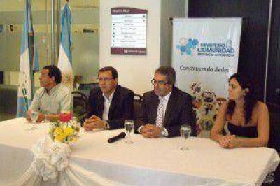 Periodistas debatieron sobre los estereotipos de la vejez en un taller