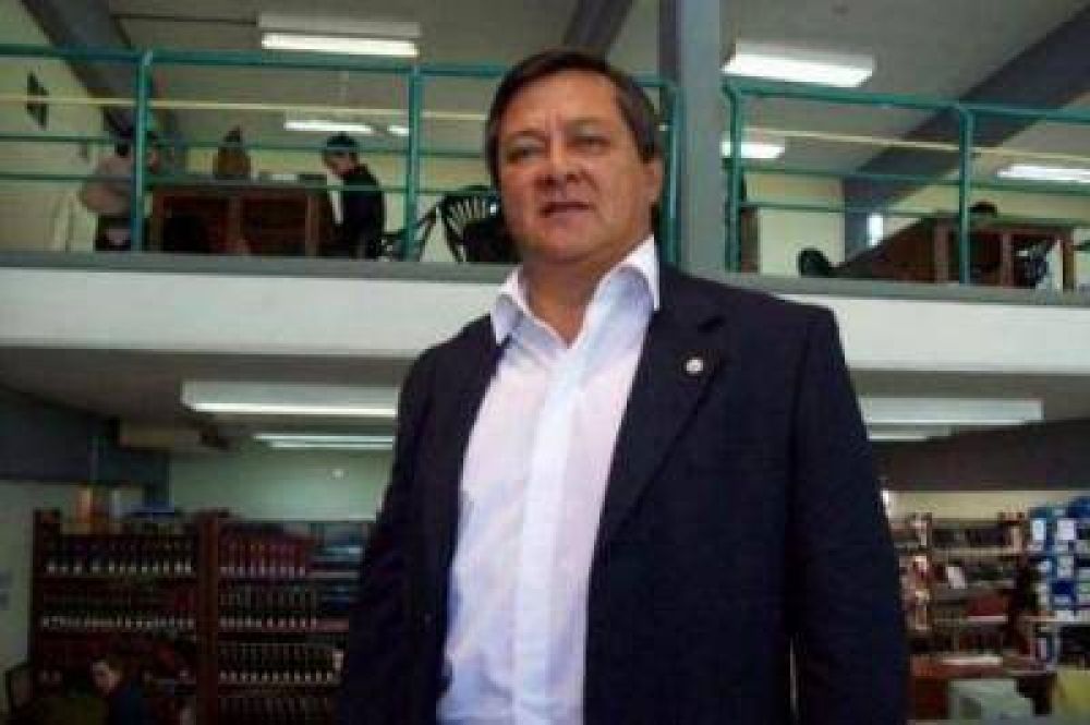Docentes universitarios son intimados por la AFIP por evasi�n