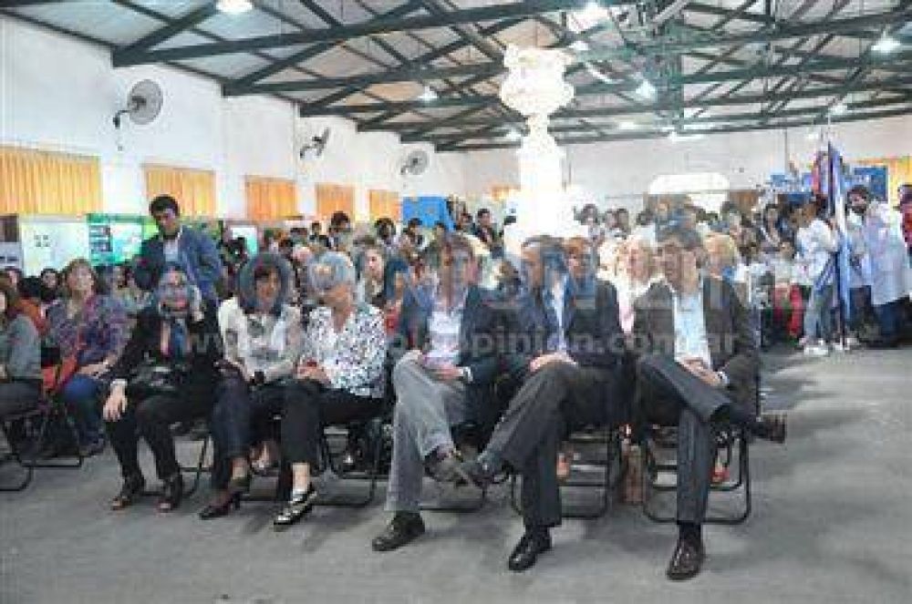 Mengarelli presidi� el cierre de la Feria de Ciencias
