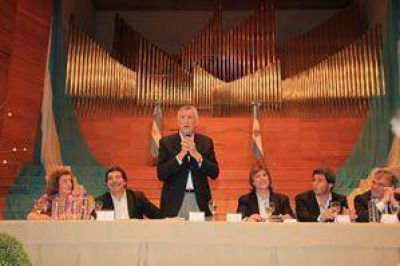 Un cierre a toda orquesta en el Auditorio Juan Victoria	