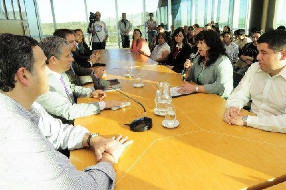 La Municipalidad denuncia intento de �avasallar la autonom�a�