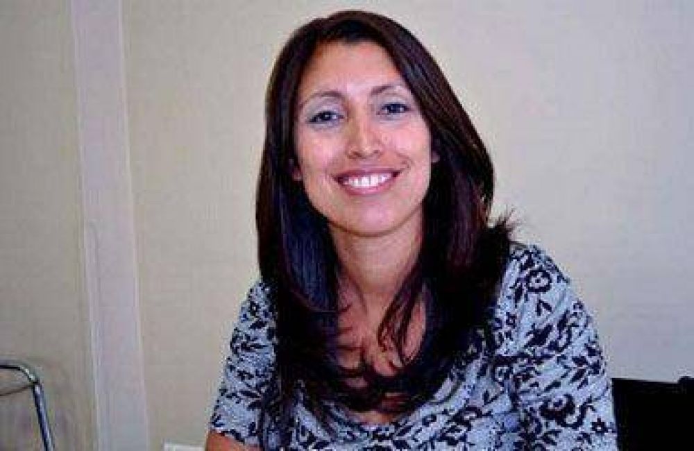  L�pez inform� los temas planteados en el Parlamento del NOA