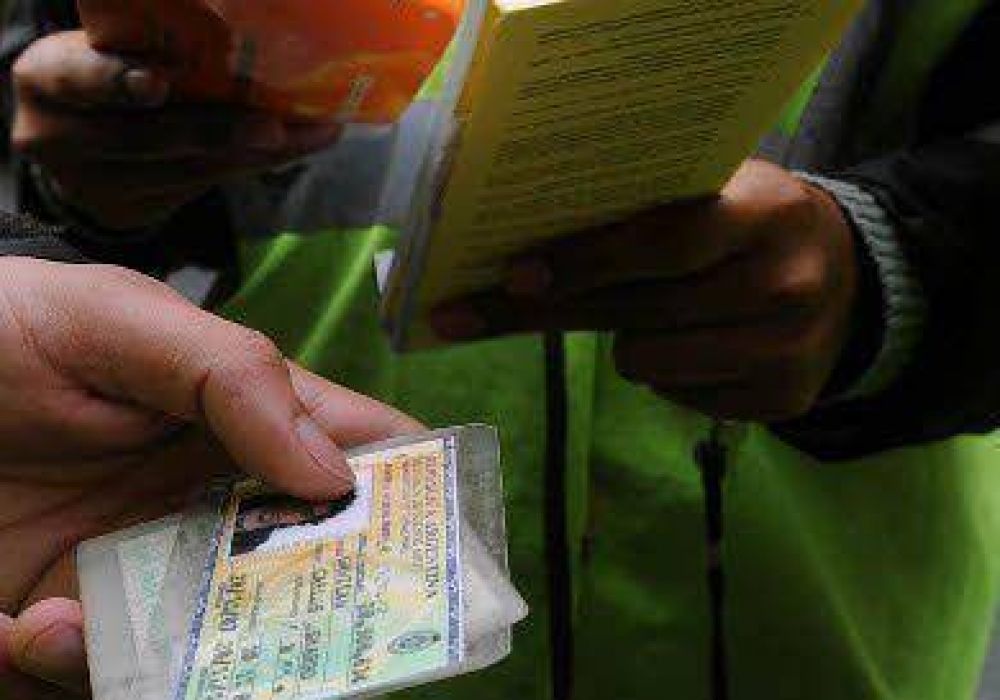 El grupo sangu�neo deber� figurar en el registro de conducir