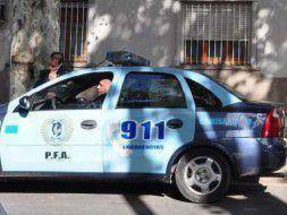 Denuncian simulacro de fusilamiento dentro de un patrullero en La Plata