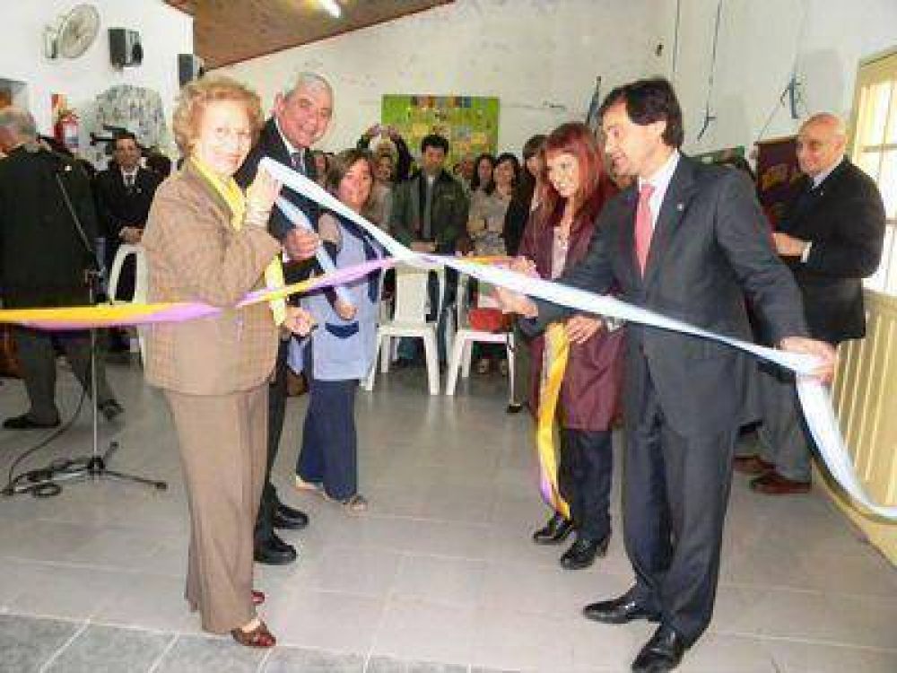 El Club de Leones inaugur� la ampliaci�n del Jard�n 'Melvin Jones'