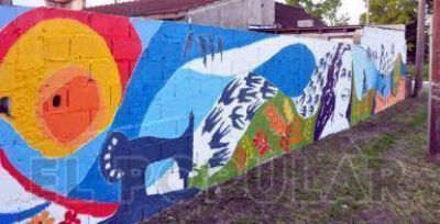 Pintaron un mural en el barrio Evita