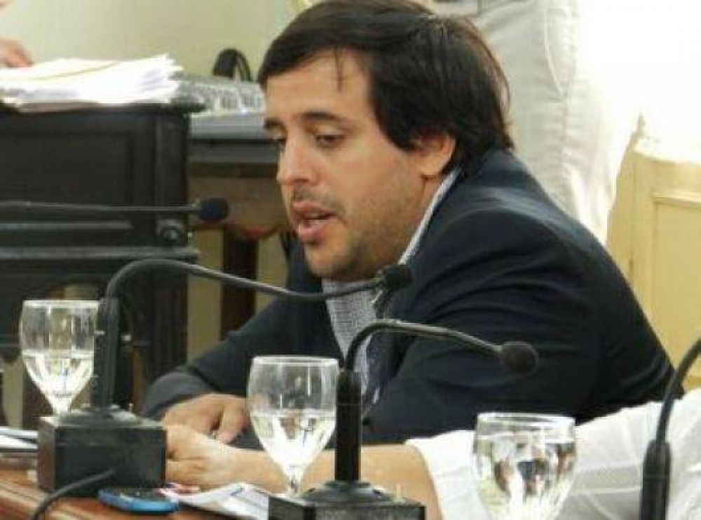 Payes dej� mal parado a Camau