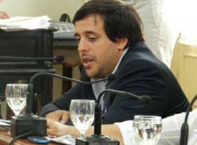 Payes dej� mal parado a Camau