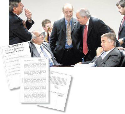 Las irregularidades que ponen a Recondo a la puerta del juicio pol�tico