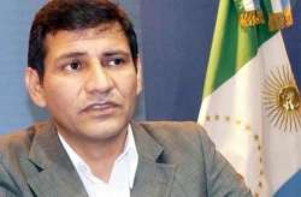Mongel� apoya la regularizaci�n laboral de los motomandados