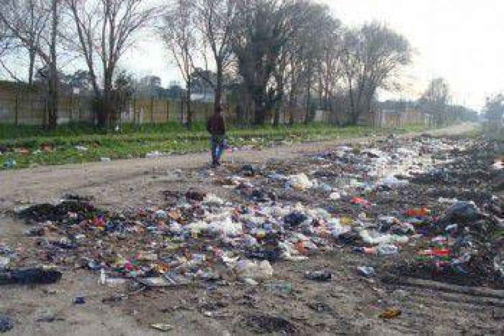  Jornada de Concientizaci�n y limpieza en el barrio Las Canteras