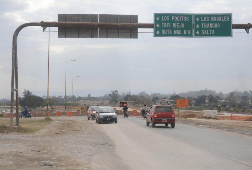 Detectan licencias de remises truchas en la Direcci�n de Tr�nsito tafice�a