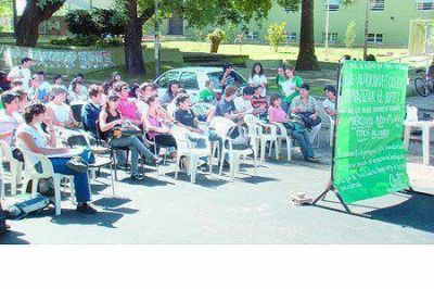 Medicina pate� la pelota y se viene el examen
