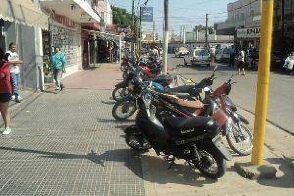 Los controles no son suficiente para liberar las veredas 