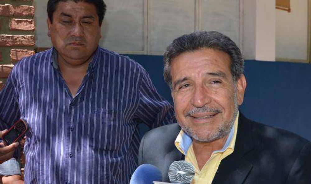 El Gobernador ratific� el compromiso de la naci�n para concluir el camino a Chile