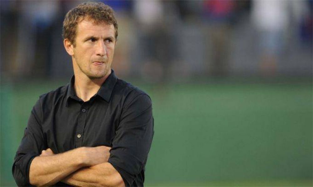  Tras la derrota ante V�lez, Arruabarrena renunci� a la direcci�n t�cnica de Tigre