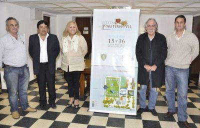 La Intendente Giroldi encabez� la presentaci�n de la Fiesta del 1� Autom�vil Argentino
