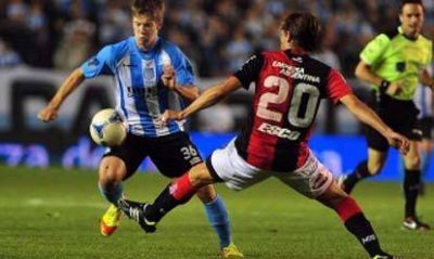 Racing igual� en Avellaneda con Newell�s, que mantuvo la punta del Torneo Inicial