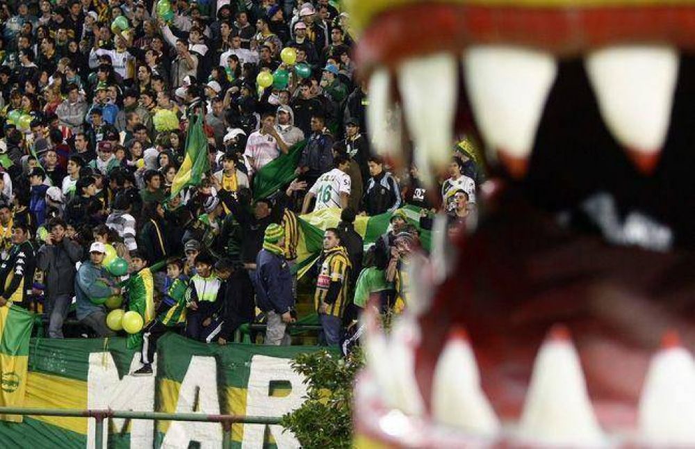 Un Tibur�n que hace agua