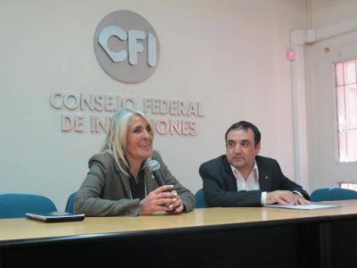 Un nuevo programa educativo para la provincia, �Matem�ticas para todos�