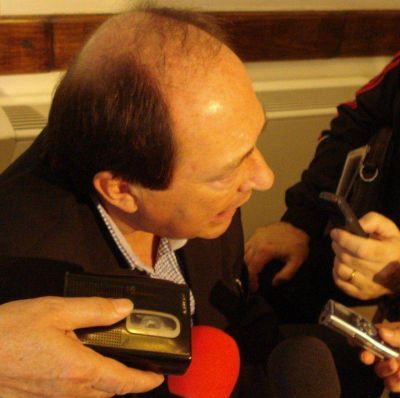 �El gobierno quiere que no se hable sobre los problemas graves a los que no encuentra soluci�n�