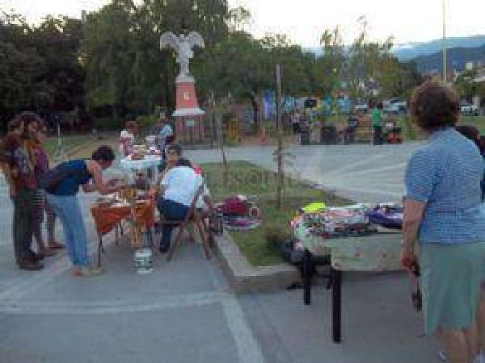 El D�a de la Madre se festej� en la Plaza El Omb� y en El Aborigen