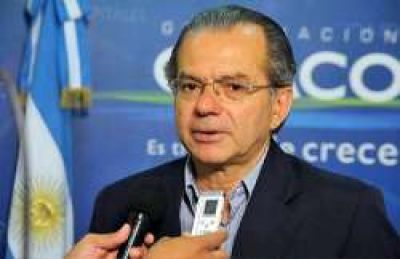 Pol�mica en S�enz Pe�a, Cipolini todav�a no vuelve de Europa