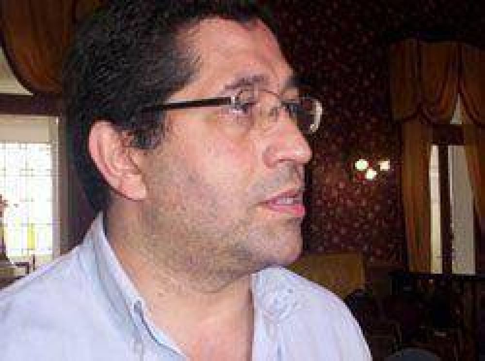 Valerga: �Hay que reconocerle al kirchnerismo el nivel de rasgos adolescentes que tiene