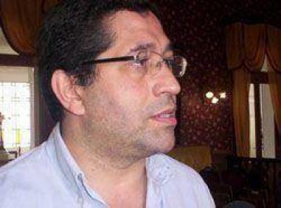 Valerga: �Hay que reconocerle al kirchnerismo el nivel de rasgos adolescentes que tiene