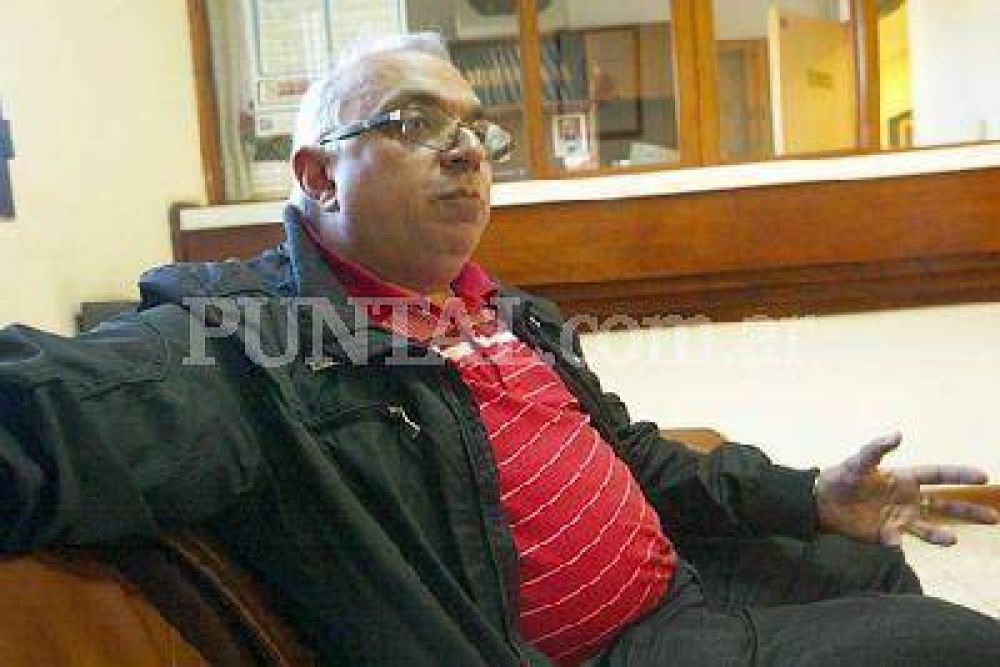  �Hay que crear sentido de pertenencia a la Universidad en los j�venes pobres�