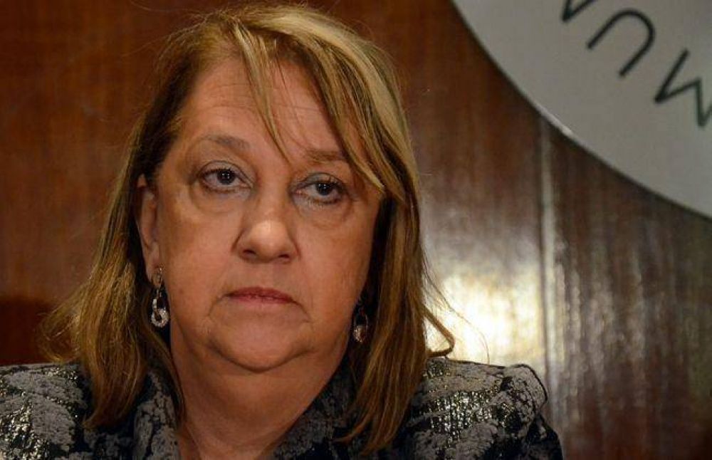 �Los sindicatos deben dejar de utilizar las patotas futboleras�