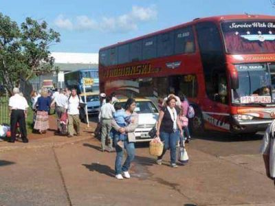 Transportistas volvieron a bloquear la terminal por el toque de and�n