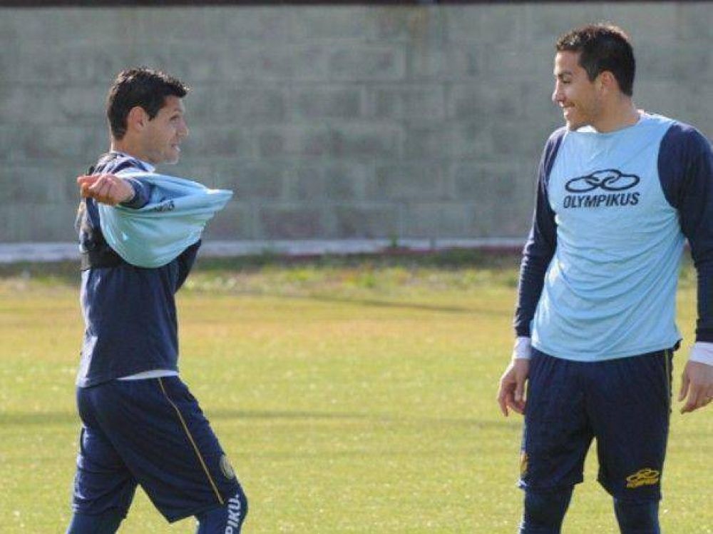 Yacuzzi: "Si fuera por mi familia me voy ya, pero antes hablar� con la dirigencia"