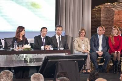 Buzzi particip� del acto junto a la Presidenta