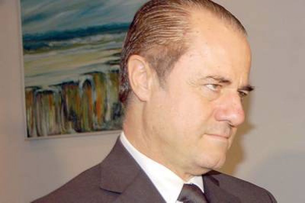 Pedir�an captura de expresidente del Banco del Chubut