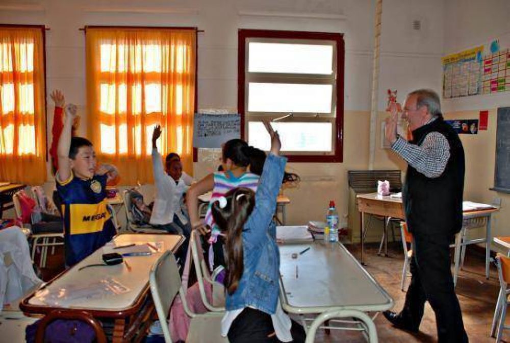 Se inaugur� centro educativo de formaci�n y actualizaci�n profesional
