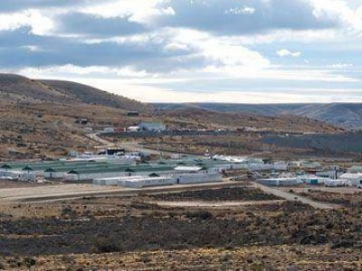Fuerte reclamo de camioneros en el yacimiento Cerro Negro