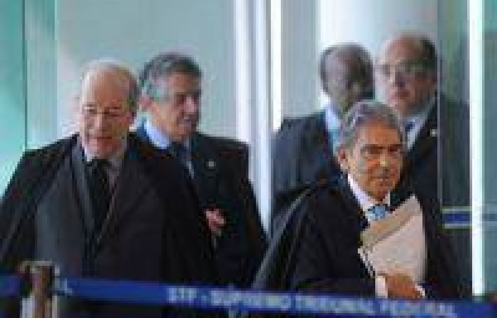 Condenaron por corrupci�n a tres dirigentes hist�ricos del PT