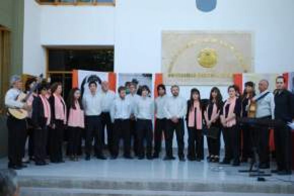 La FCEFN festej� su 37� Aniversario inaugurando obras
